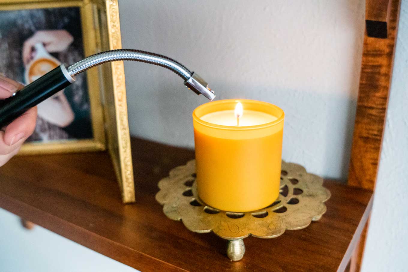 THE ULTIMATE GUIDE TO CLEANING YOUR ELECTRIC CANDLE LIGHTER