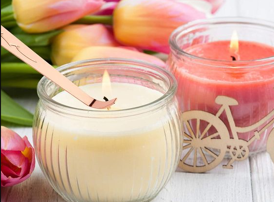 How To Keep Your Candle Wick Trimmed?