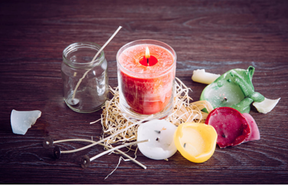8 Effective Methods to get wax out of a candle jar
